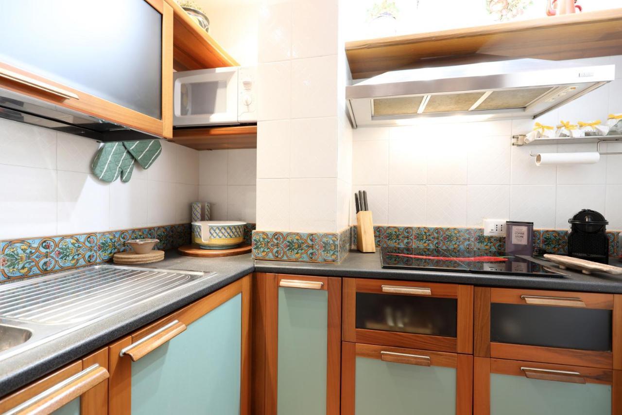 Porta Catania & Duomo Cozy Apartment Таормина Екстериор снимка