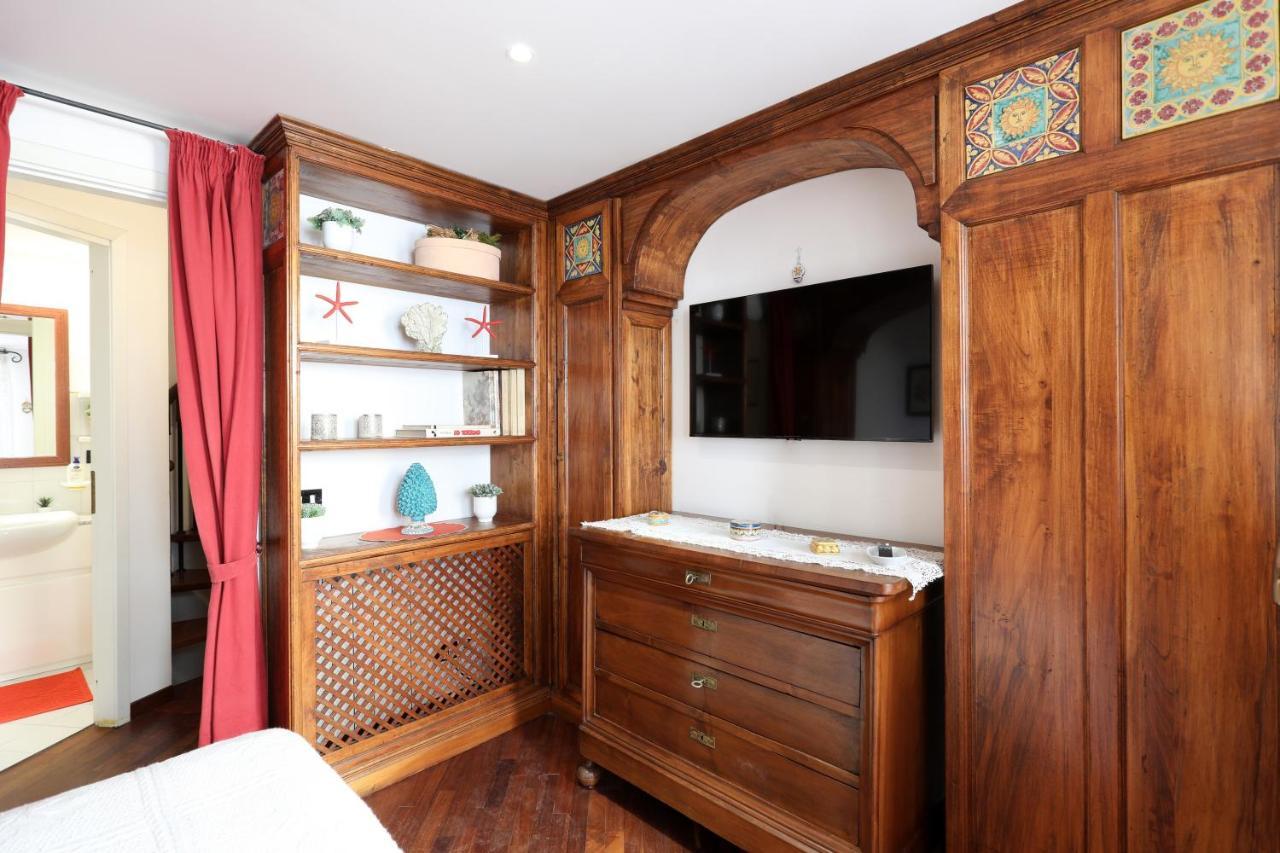 Porta Catania & Duomo Cozy Apartment Таормина Екстериор снимка